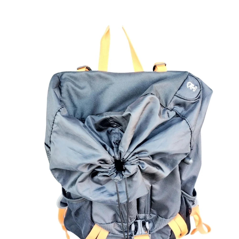 Coleman Backpack.. 🥾🥾 Grab Your Passport And Let's Goo...